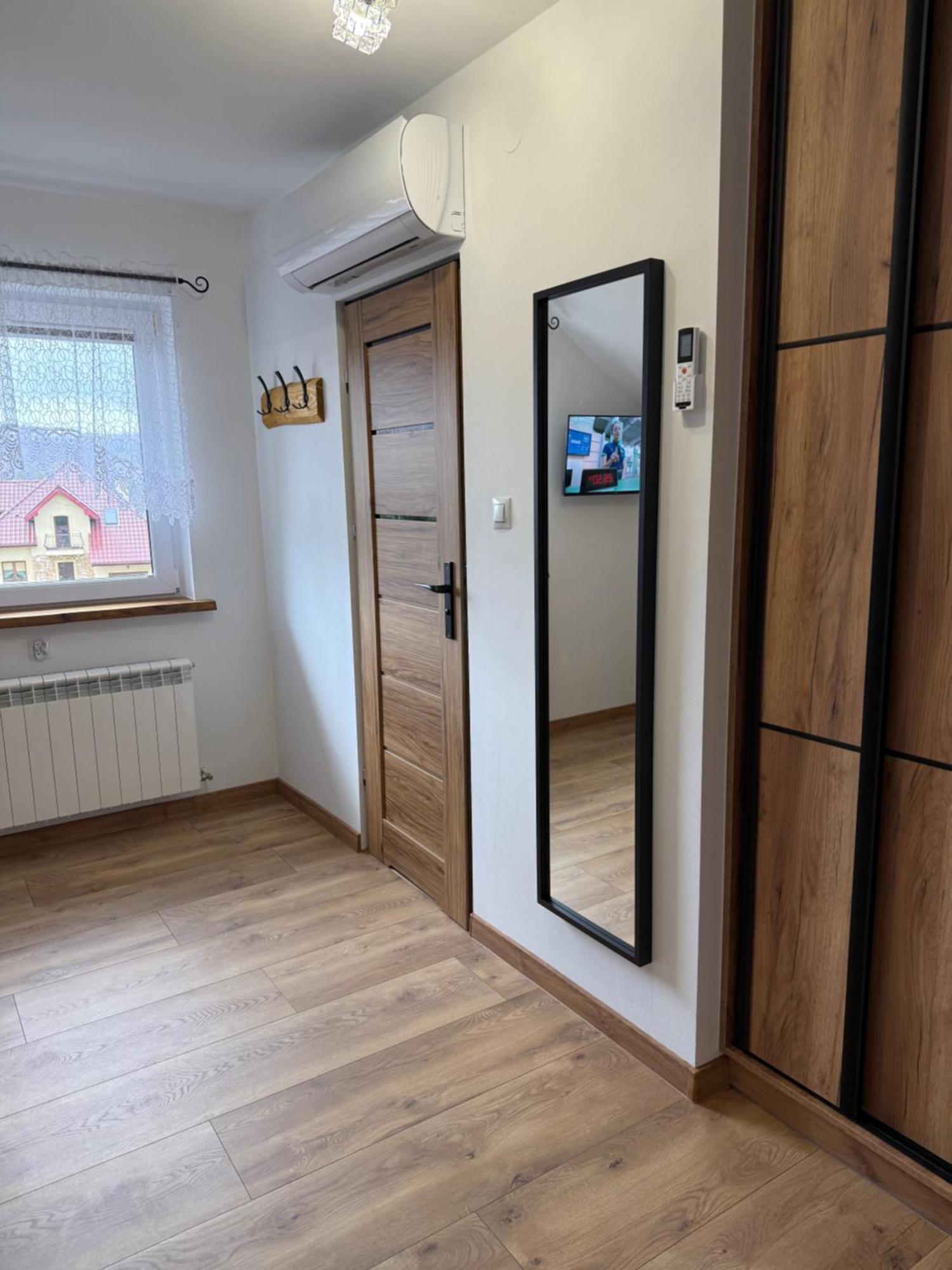 Apartament Z Tarasem I Pokoje Klimatyzowane -Drozdowka Solina Solina  Exterior photo